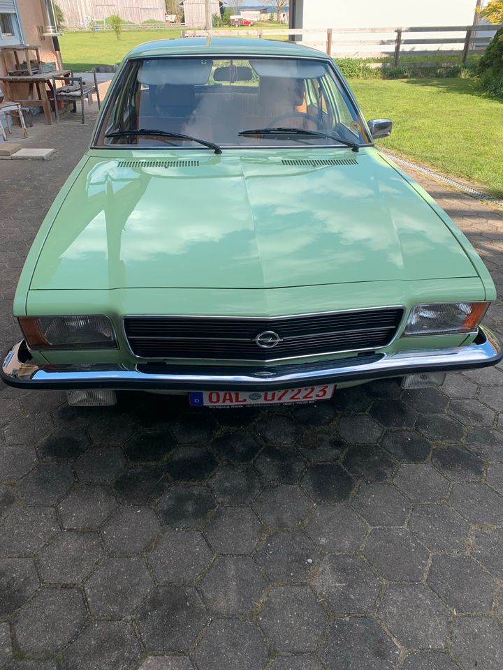 Opel Rekord 1900 Oldtimer H-Zulassung und TÜV seltenes Fahrzeug in Ruderatshofen