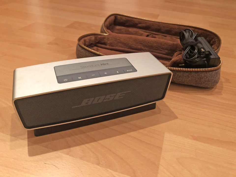 Bose SoundLink Mini Bluetooth-Lautsprecher mit Reisetasche in Holler