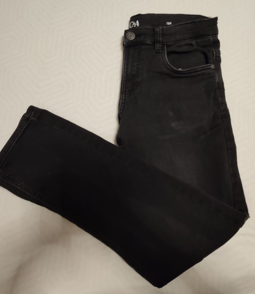 Jeans Hose Schwarz Stretch Gr. 164 in Hannover