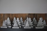 2 x (1 Paar) Tannenbaum Holz Silber Weihnachten Deko 19 & 13 cm Nordrhein-Westfalen - Vreden Vorschau