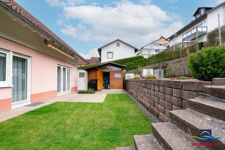 Großes 1-Fam.-Haus in St. Georgen + ELW!!! Hanglage mit Fernblick!!! ca. 186,67 m² Wfl., 523 m² Grundstück!!! Baujahr 1995, Keller, Sauna, Garage!!! in Villingen-Schwenningen