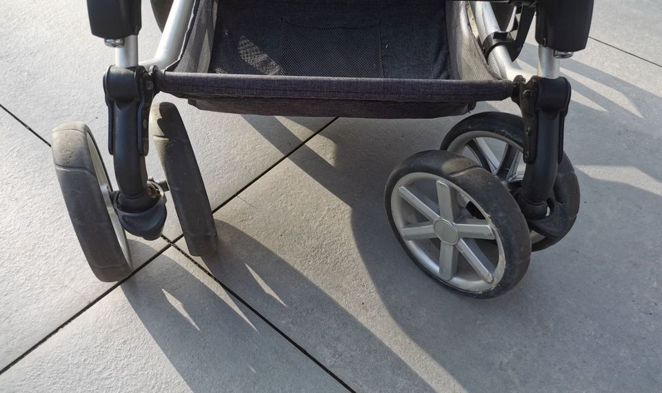 ABC Design Condor 6 Kinderwagen, silber in Willich