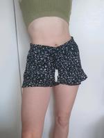 Shorts Blümchen schwarz weiß Hamburg-Nord - Hamburg Winterhude Vorschau