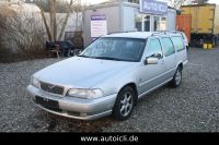 Volvo V70 2.5-10V * Teilleder * ALU * Bayern - Fahrenzhausen Vorschau