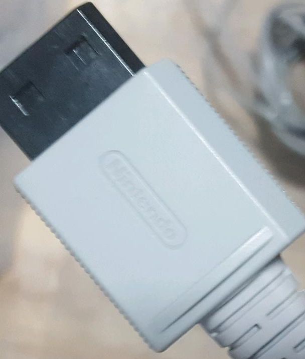 Nintendo Original Wii Stromkabel Netzteil AV TV Kabel in Hanau