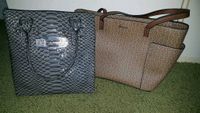 Guess Taschen, neu, silbern/grau bzw. braun/beige Hessen - Darmstadt Vorschau