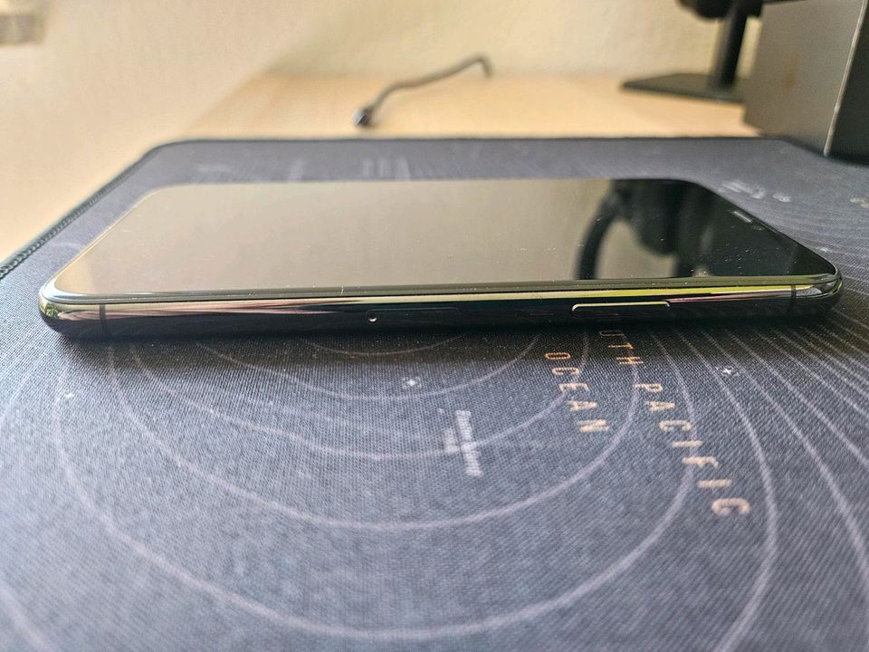 Apple IPhone 11 Pro 64GB / Neuwertig in Ebernhahn