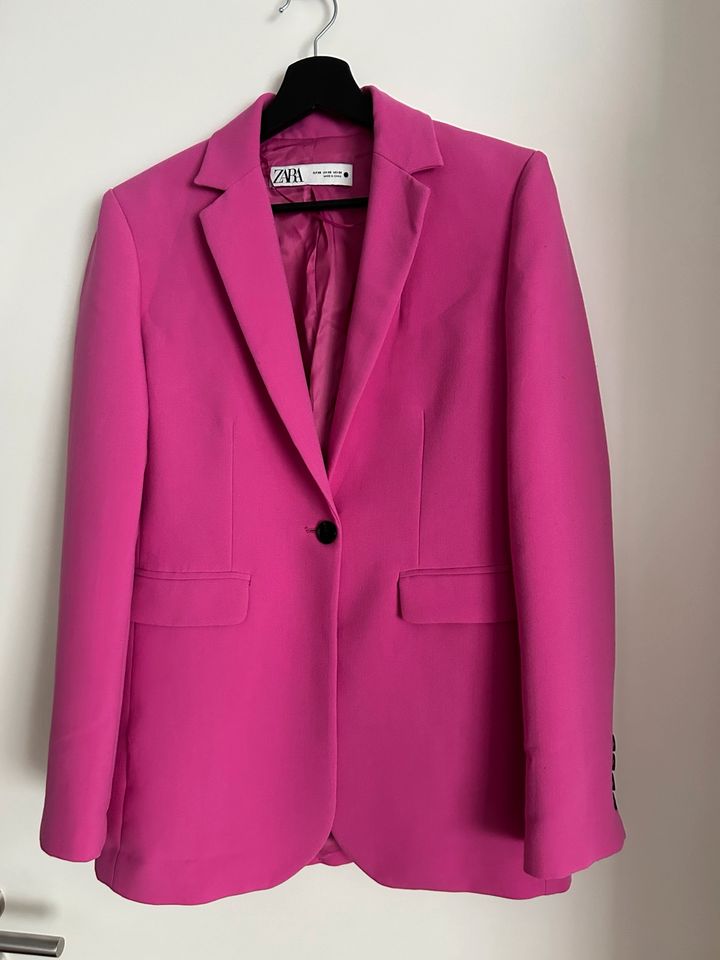 ZARA Blazer Pink Anzug Hosenanzug Mantel Jacke rosa S in Berlin