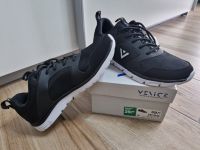 Hallenschuhe/Sportschuhe Gr. 40 - NEU! Hessen - Wiesbaden Vorschau