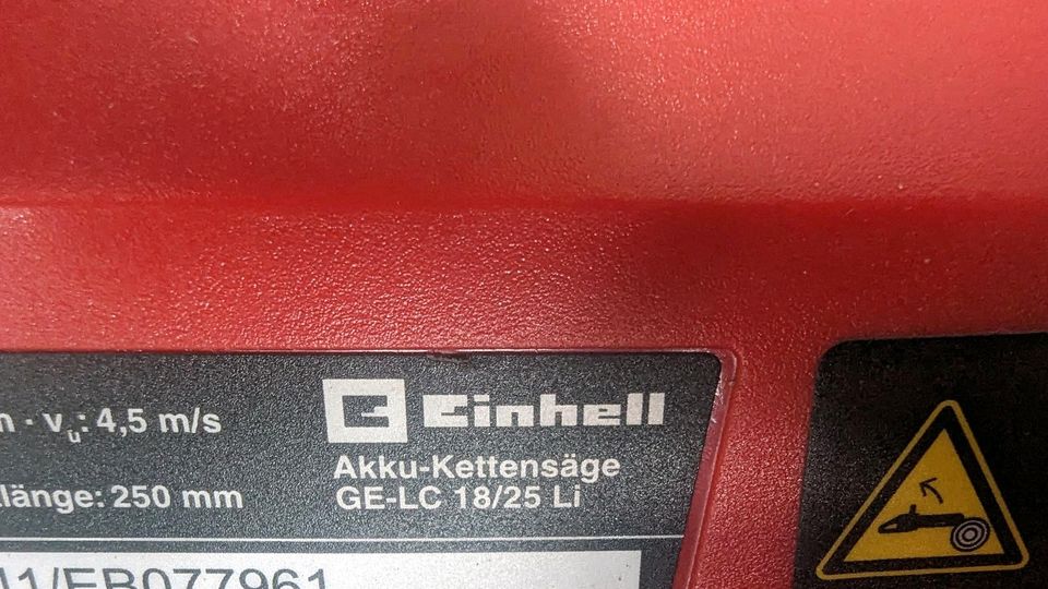 Einhell Akku-Kettensäge in Duisburg