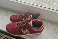 New Balance Sneaker Gr. 40,5  Bordeaux/Gold Hannover - Misburg-Anderten Vorschau