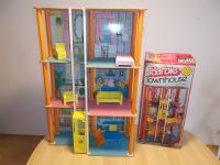 Barbie Townhous Puppenhaus Vintage 1975 - sehr guter Zustand Nordrhein-Westfalen - Swisttal Vorschau