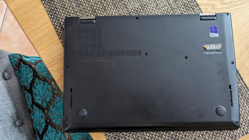 ThinkPad X1 Yoga Intel Cor I7-6500U CPU 8GB ram 1.Generation in Goslar