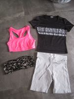 Bandeau Top Sport Set H&M pink Sweatshorts grau Shirt schwarz Nordrhein-Westfalen - Inden Vorschau