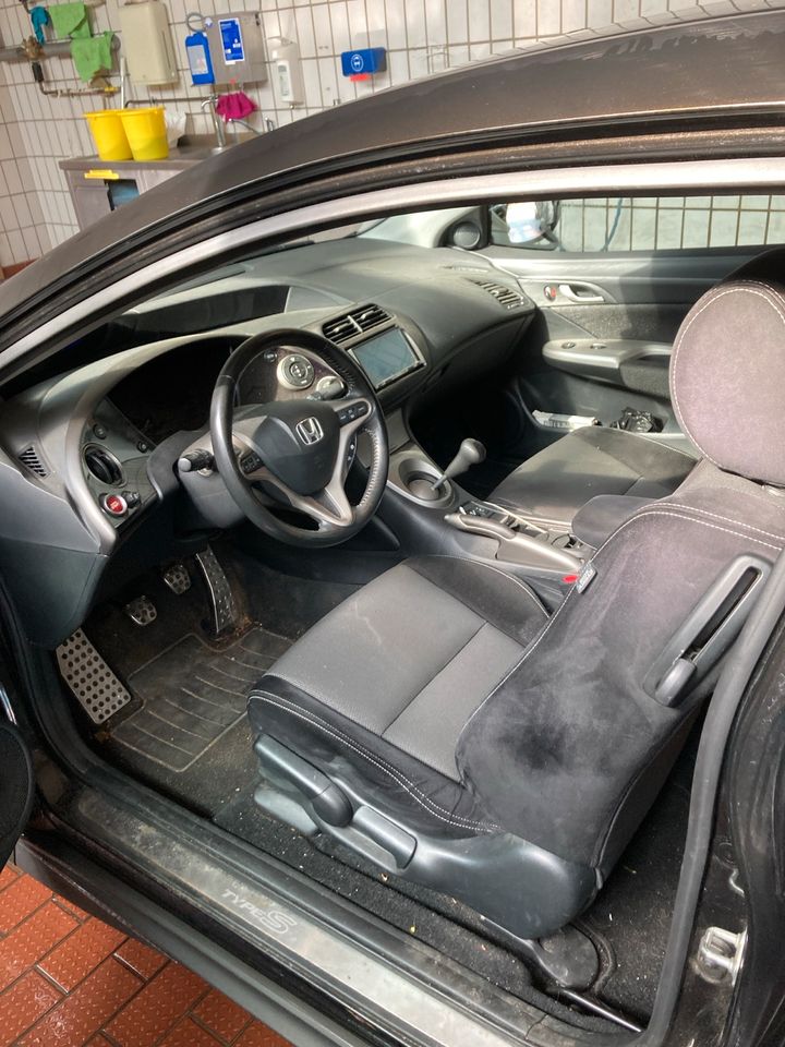 Honda Civic FK7 Type S 2.2 CTDi - fährt zuverlassig & hat TÜV in Oststeinbek