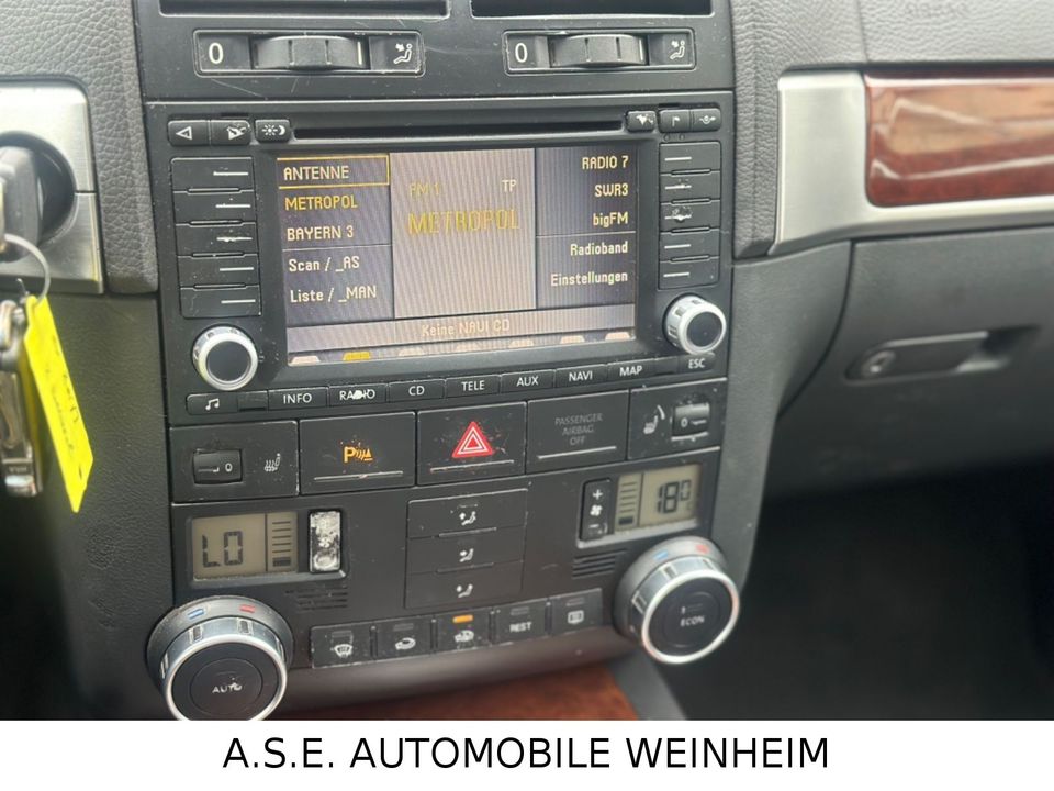 Volkswagen Touareg 3.2 V6 Tiptronic+LEDER+NAVI+XENON+GSD+ in Weinheim
