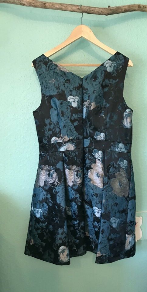Kleid Esprit, festlich, Kurz, schwarz, Silber, petrol, Gr. 42 in Straubenhardt