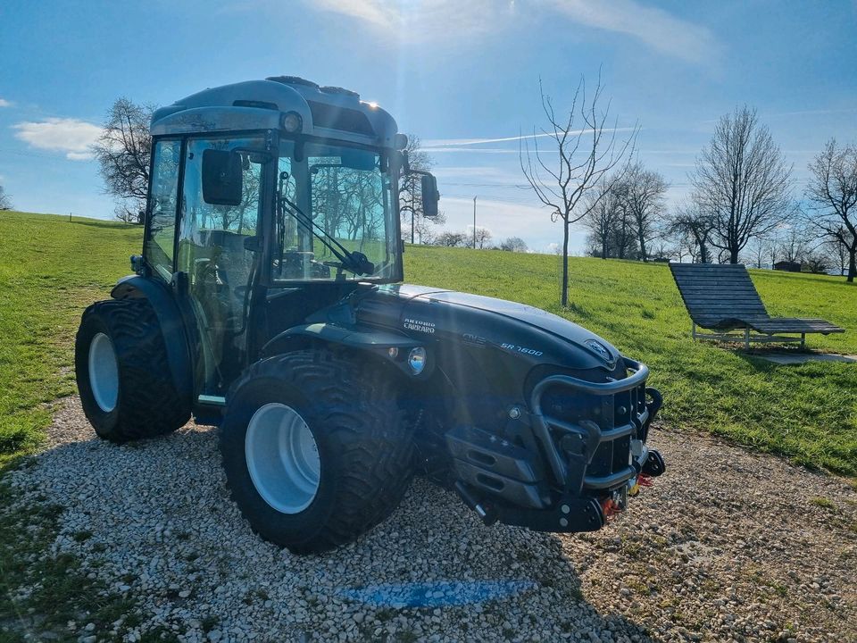 Carraro SR 7600 INFINITY Traktor Schlepper Allrad in Reutlingen