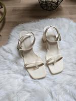 Sommer Sandalen mit Absatz Bershka Bielefeld - Joellenbeck Vorschau