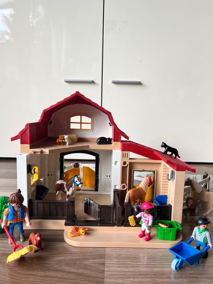 PLAYMOBIL - Ponyhof in Ratingen