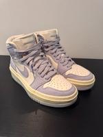 Nike Jordan Air Mid 1 Damen 39 40, Top Zustand! Sneakers Stuttgart - Stuttgart-West Vorschau