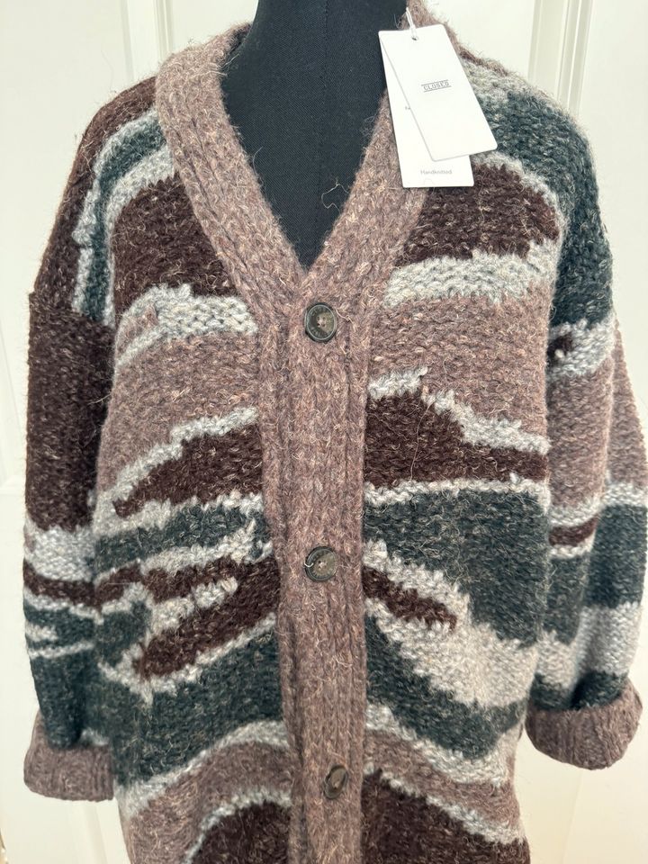 Closed Pullover Strickjacke Cardigan Neu, mit Etikett in Hamburg