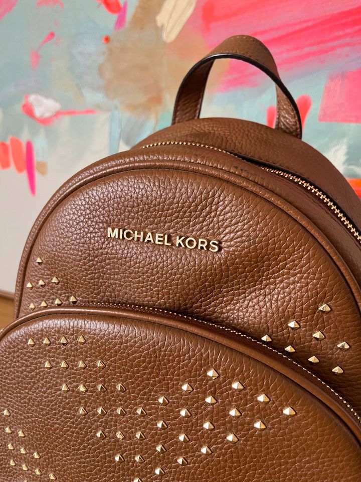 Originaler Michael Kors Lederrucksack in Würzburg