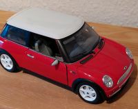 Modellauto Mini 1:18 rot Baden-Württemberg - Niedereschach Vorschau