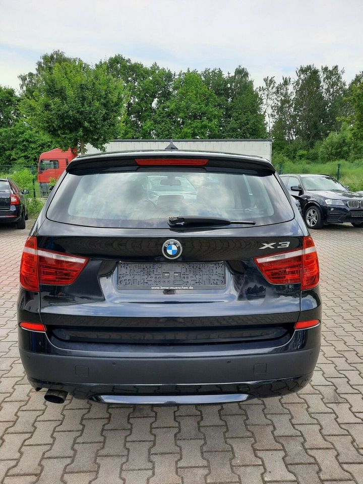 BMW Baureihe X3 xDrive20i in Siegenburg