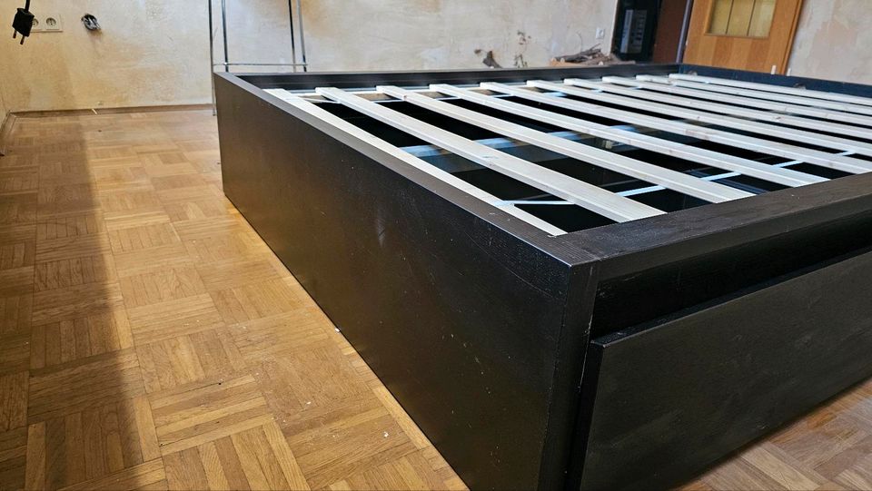 Ikea Malm Bett mit 4x Schubladen für 1,40m x 2,00m Matratze in Mülheim (Ruhr)
