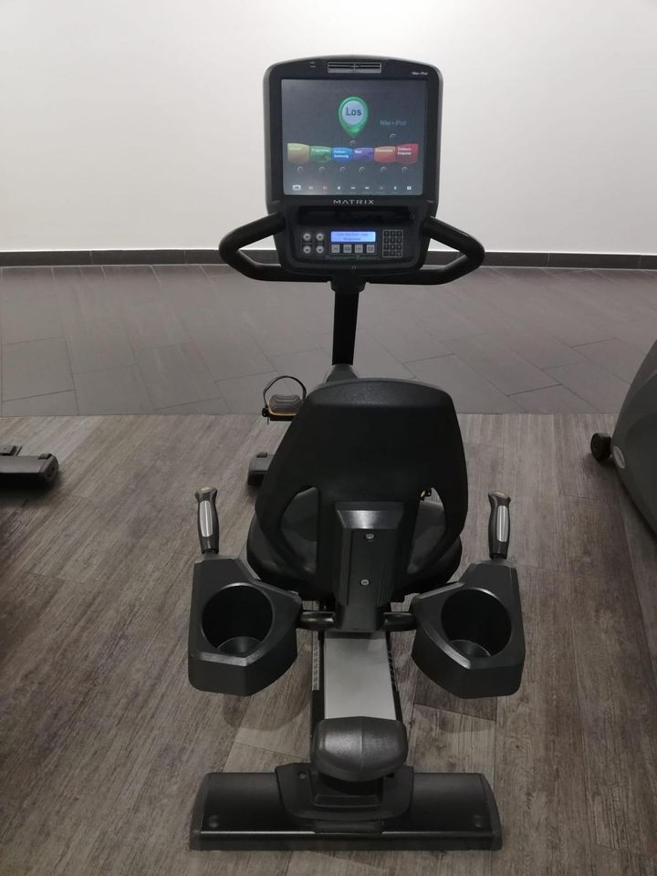 Matrix Black Series Multimedia Cardio Geräte Park Fitnessstudio in Nordkirchen