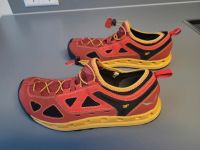 Salewa Schuh Neu, sehr leicht 42 Baden-Württemberg - Erbach Vorschau