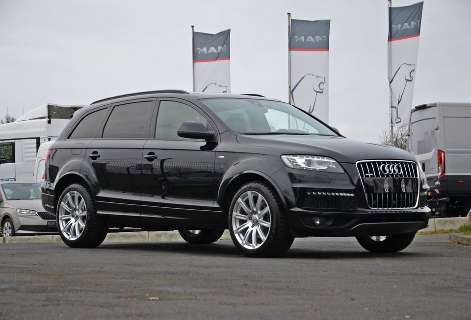 Audi Q7 3.0 TDI S-line / Xenon / Leder / Navigation / Euro 6 in Alsfeld