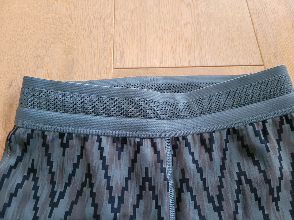 Adidas Leggings/Sportleggings Gr.S/36 in Schülp bei Rendsburg