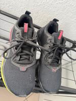 Schwarze Puma Schuhe Nordrhein-Westfalen - Würselen Vorschau