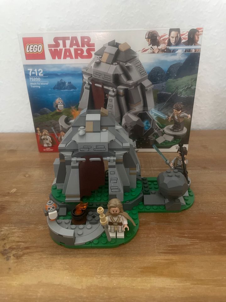 Lego Star Wars 75200 Ahch-To Island Training in Hannover