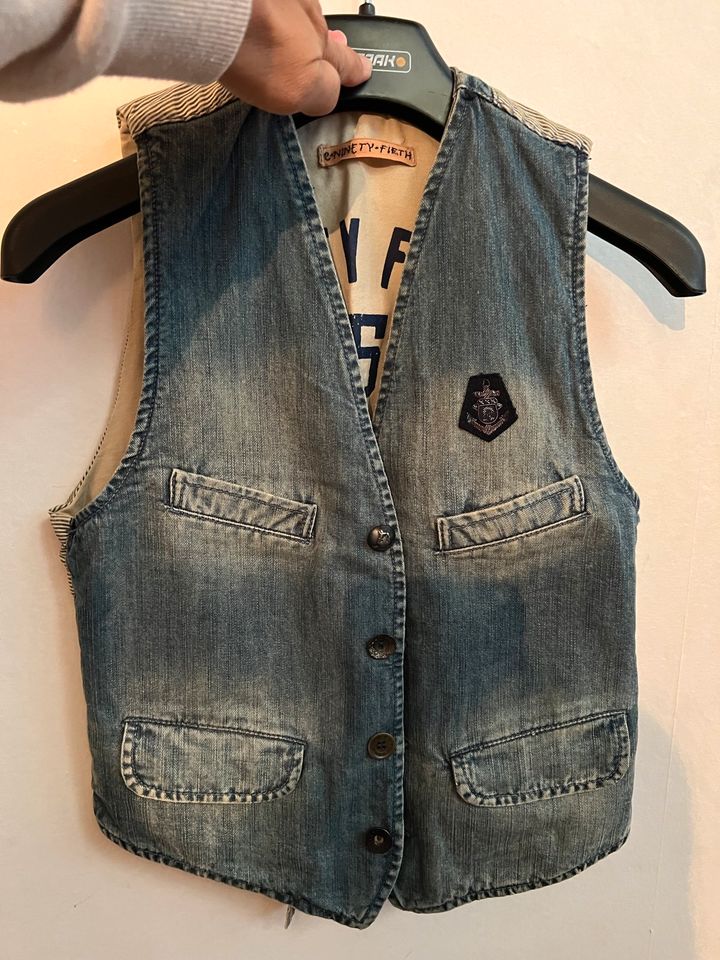 R95th Ninety Five Weste Jeans ca.  Gr. 152/158 , 12 Jahre in Stadtbergen