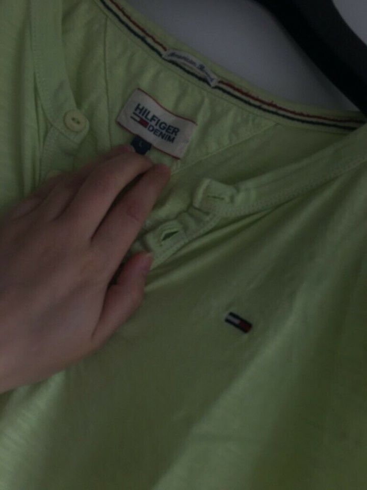 Tommy Hilfiger Shirt tshirt Gr L Knopfleiste limette gelb grün in Herne