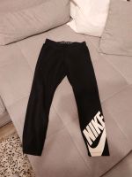 Nike Leggings W NSW Legasee 7/8 Futura (wie Neu) Niedersachsen - Leer (Ostfriesland) Vorschau