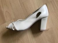 Pumps Hochzeitsschuhe Brautschuhe Gr. 36 Hessen - Söhrewald Vorschau