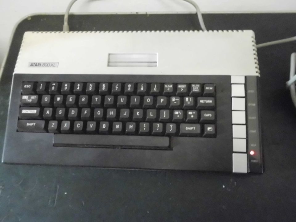 Atari 800xl Computer ungetestet *1 in Leinefelde