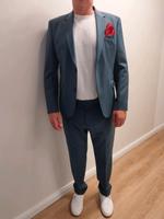 Anzug Strellson Aidan-Max 12 Größe 26 slim fit / changierend Hessen - Driedorf Vorschau