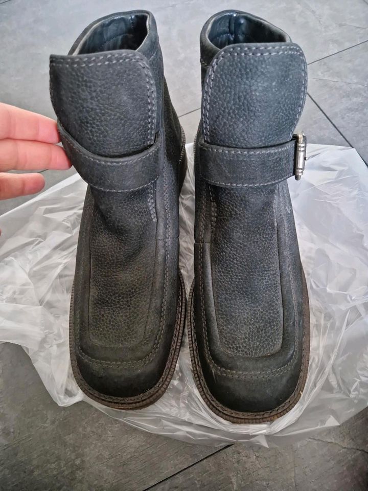 Ecco Damen Boots gr. 41 Leder schwarz absolut wie Neu in Alsdorf