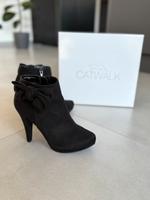Catwalk Highheels Gr. 37 mit Schleife Niedersachsen - Salzgitter Vorschau
