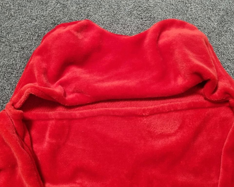 Jumpsuit Overall Einteiler warm rot kuschlig Schlafsack in Dobbertin