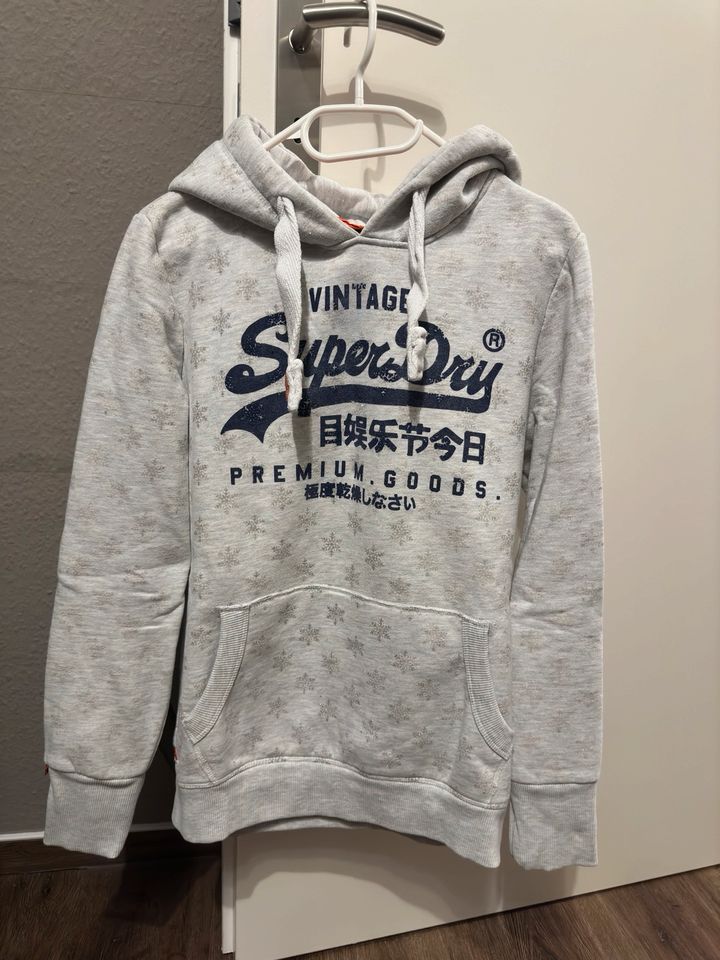 Superdry Pullover, Gr. L in Poseritz