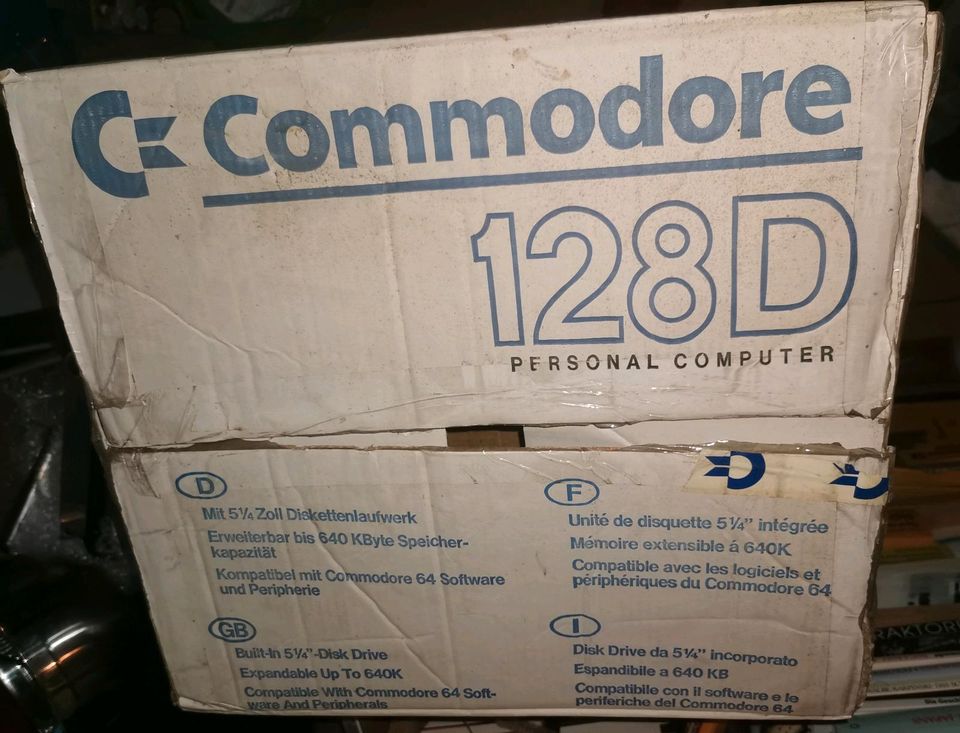 Commodore C64 C128D C 128 D Computer original Verpackung Karton in Friedberg