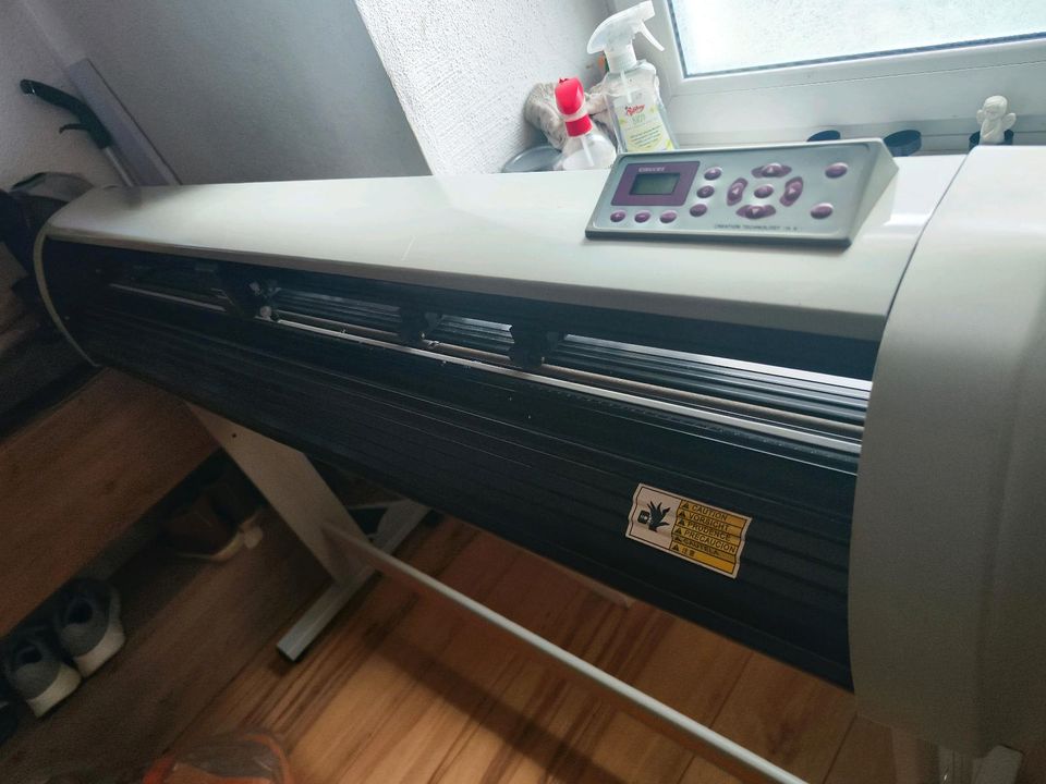 Schneideplotter kingcut CT 1200 in Jünkerath