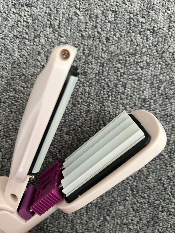 Babyliss fun style 8 in 1 in Eschbronn