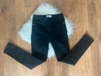 Jeans Zara -TOP- Größe 36 schwarz Hessen - Offenbach Vorschau